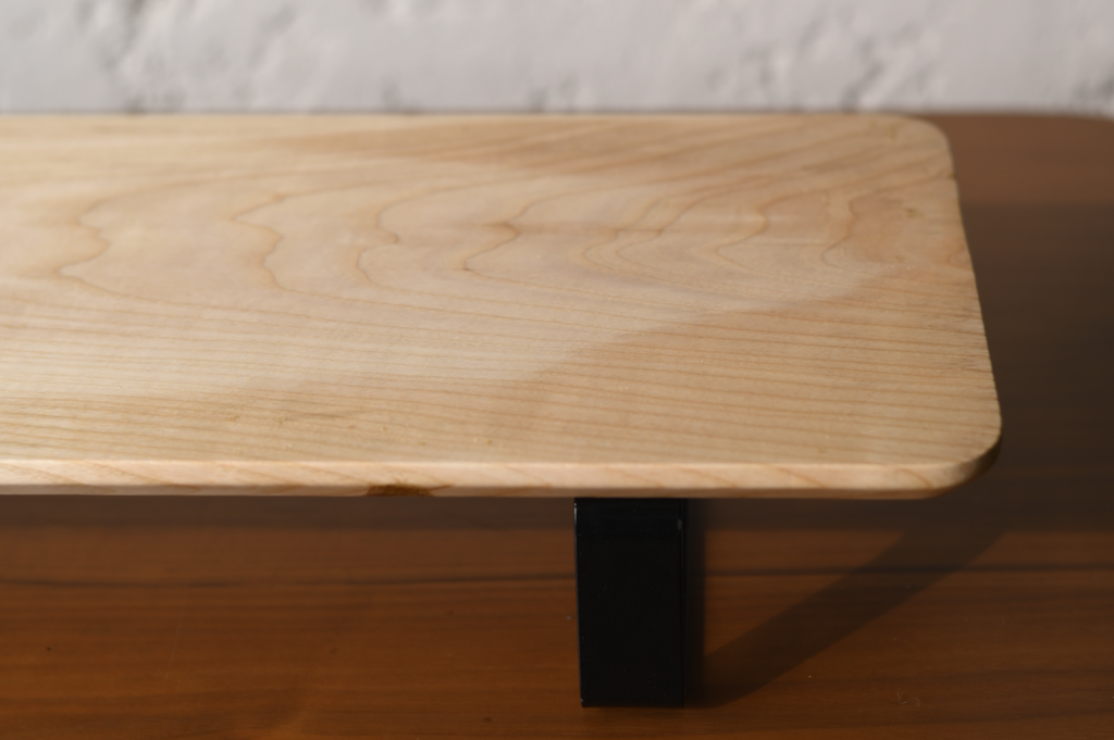 Clse up view of natural oil desk shelf